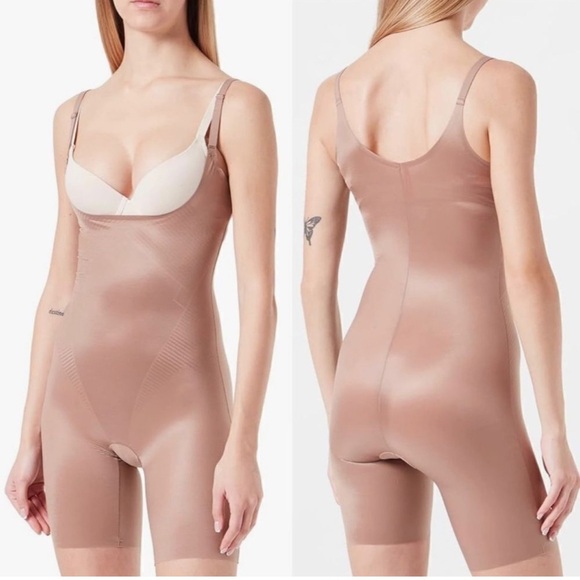 NEW SPANX Thinstincts 2.0 Open Bust Mid-Thigh Bodysuit Size Small - Picture 1 of 15